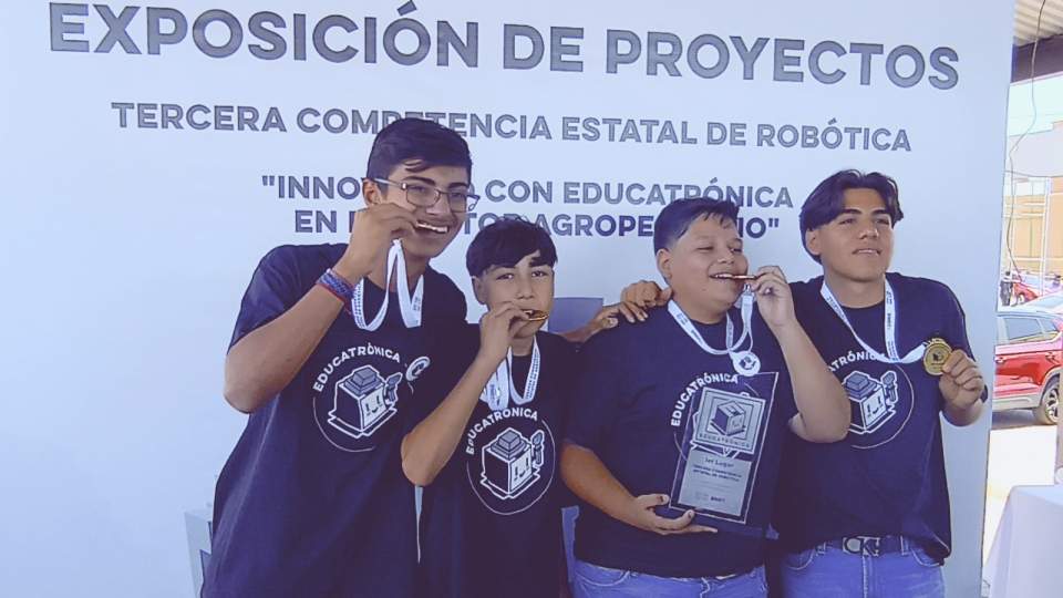 Reconoce SEC a ganadores de la tercera competencia estatal de robótica “Innovando con Educatrónica en el Sector Agropecuario”