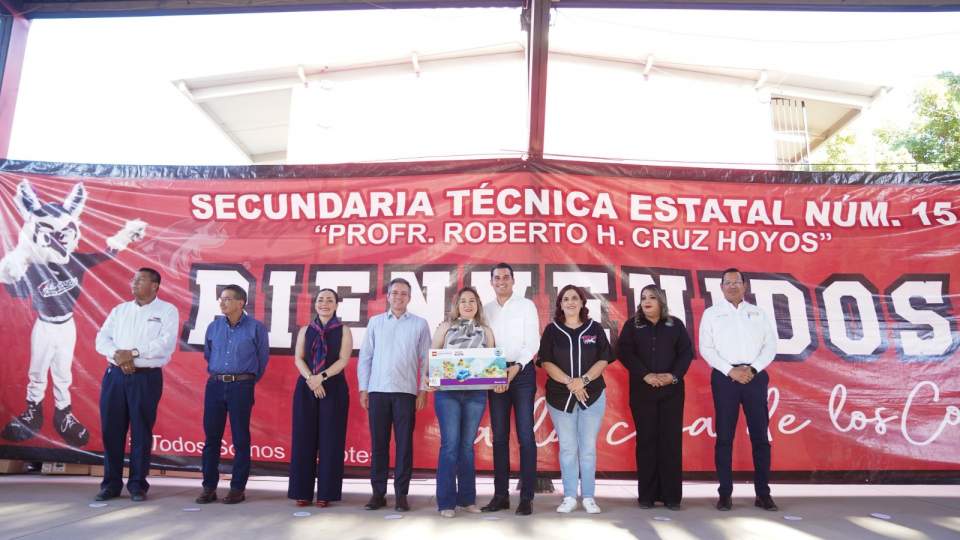 Fortalece Gobierno de Sonora el potencial del alumnado en robótica: Froylán Gámez