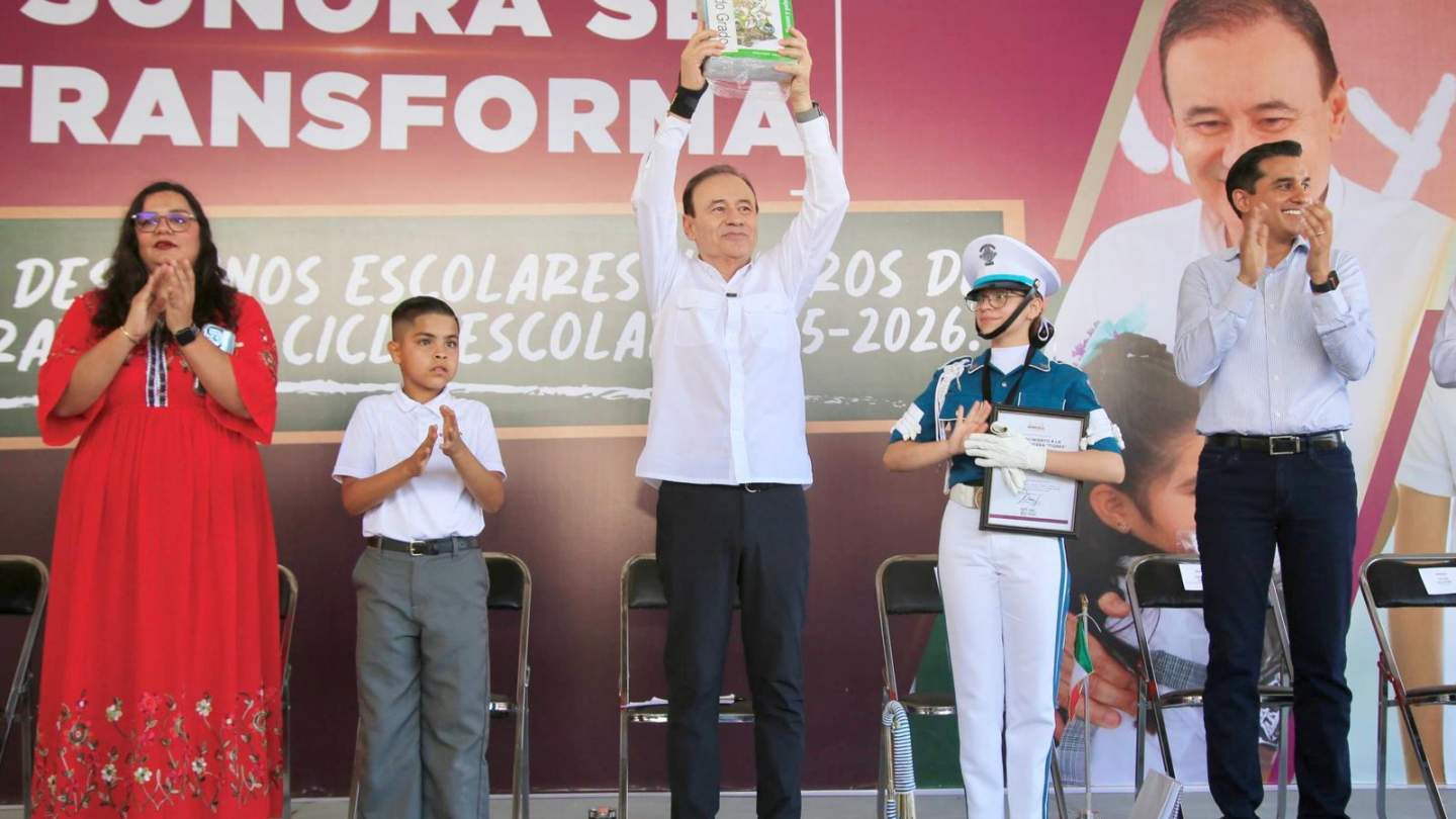 Gobernador Durazo arranca distribución de libros de texto y desayunos gratuitos para alumnos de educación básica