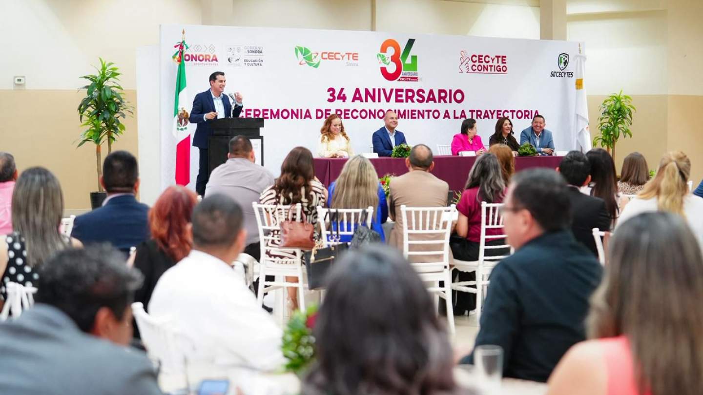 Reconoce Gobierno de Sonora trayectoria de personal de servicio de Cecyte